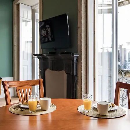 Artistic 2br Flat Downtown W/ Ac By Lovelystay Apartment *