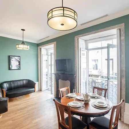 Apartment Artistic 2br Flat Downtown W/ Ac By Lovelystay *
