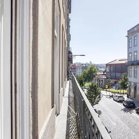 Apartment Artistic 2br Flat Downtown W/ Ac By Lovelystay *